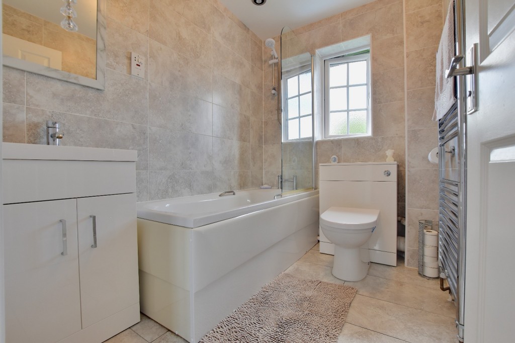Images for Lawling Avenue, Heybridge EAID:ISSL BID:401