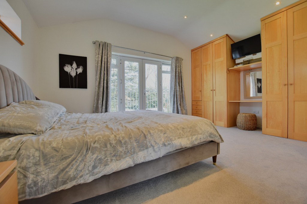 Images for Willow Crescent, Hatfield Peverel EAID:ISSL BID:401