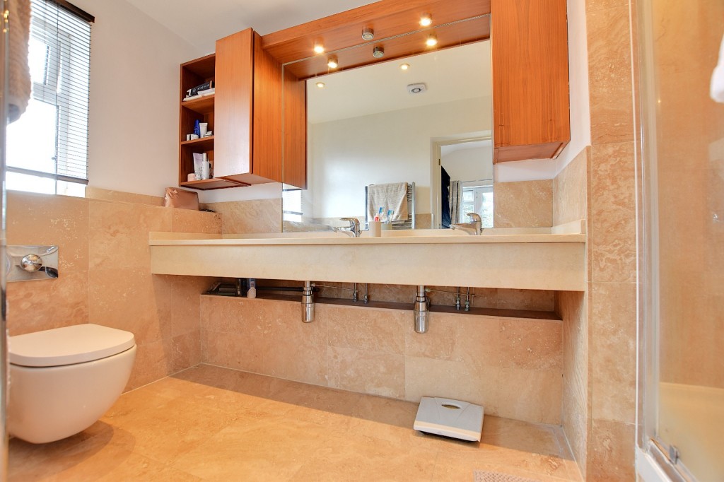Images for Willow Crescent, Hatfield Peverel EAID:ISSL BID:401