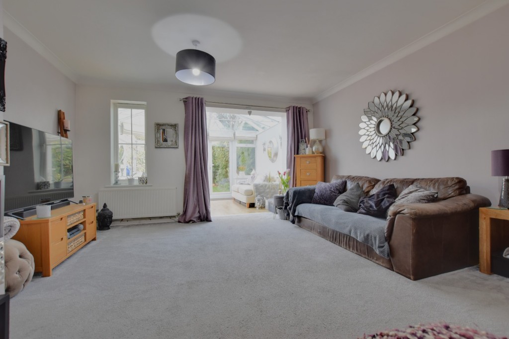 Images for Abbotsmead, Heybridge EAID:ISSL BID:401