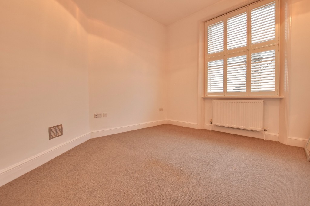 Images for The Old Post Office, Bull Lane, Maldon EAID:ISSL BID:401