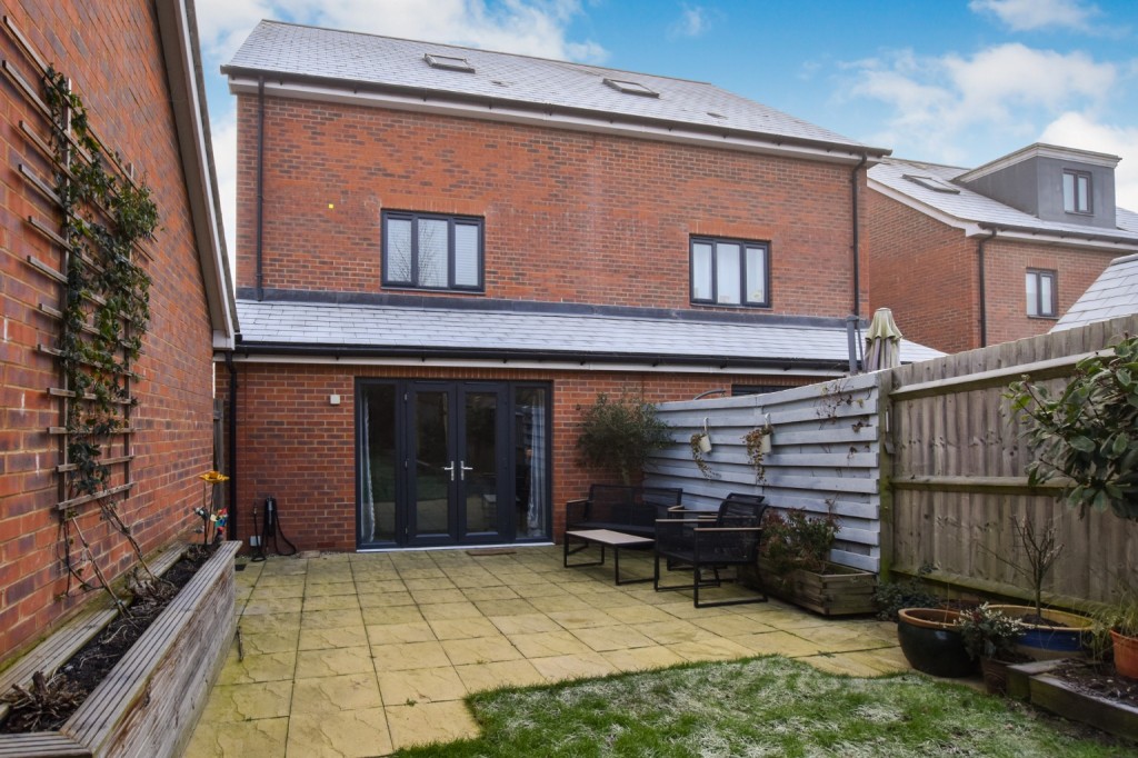 Images for Ben Cobey Avenue, Maldon, Essex, CM9 EAID:ISSL BID:401