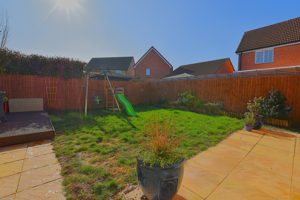 Images for Spitfire Road, Maldon EAID:ISSL BID:401