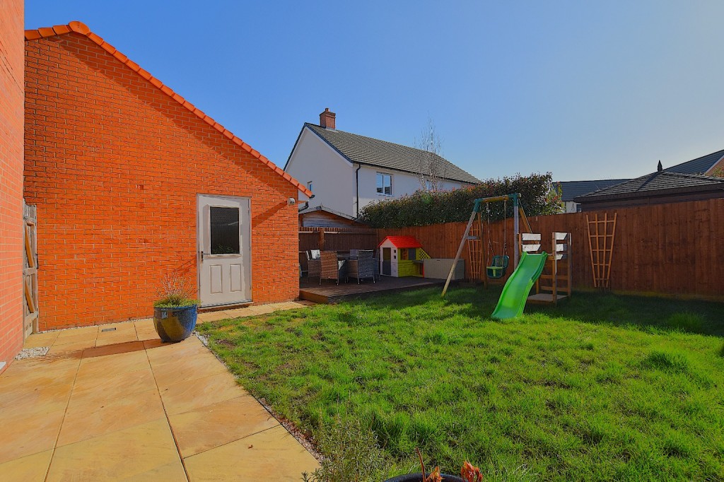 Images for Spitfire Road, Maldon EAID:ISSL BID:401