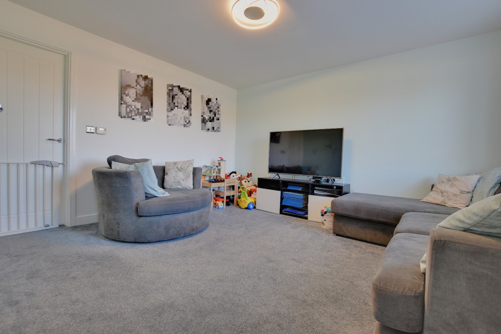 Images for Spitfire Road, Maldon EAID:ISSL BID:401