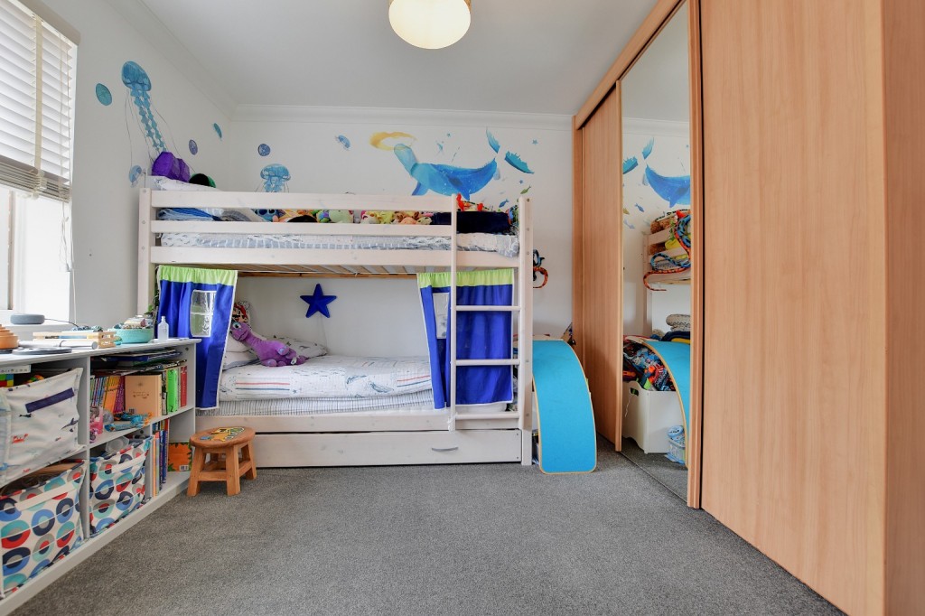 Images for Abbotsmead, Heybridge EAID:ISSL BID:401