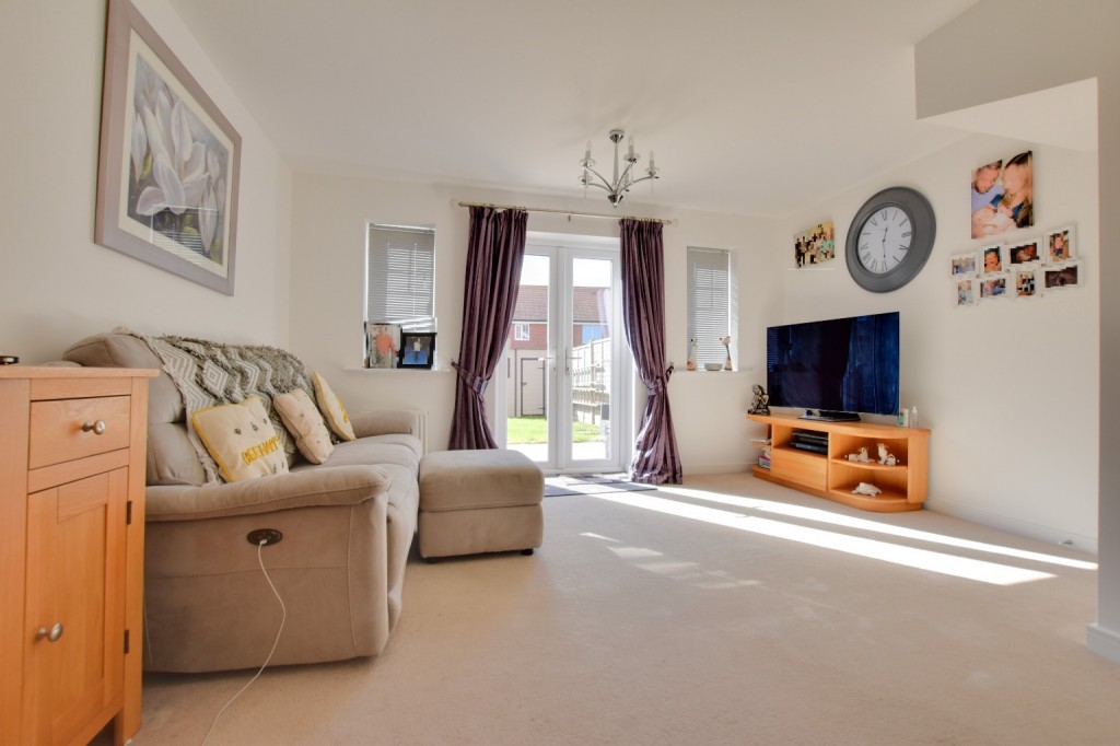 Images for Barbrook Avenue, Heybridge EAID:ISSL BID:401