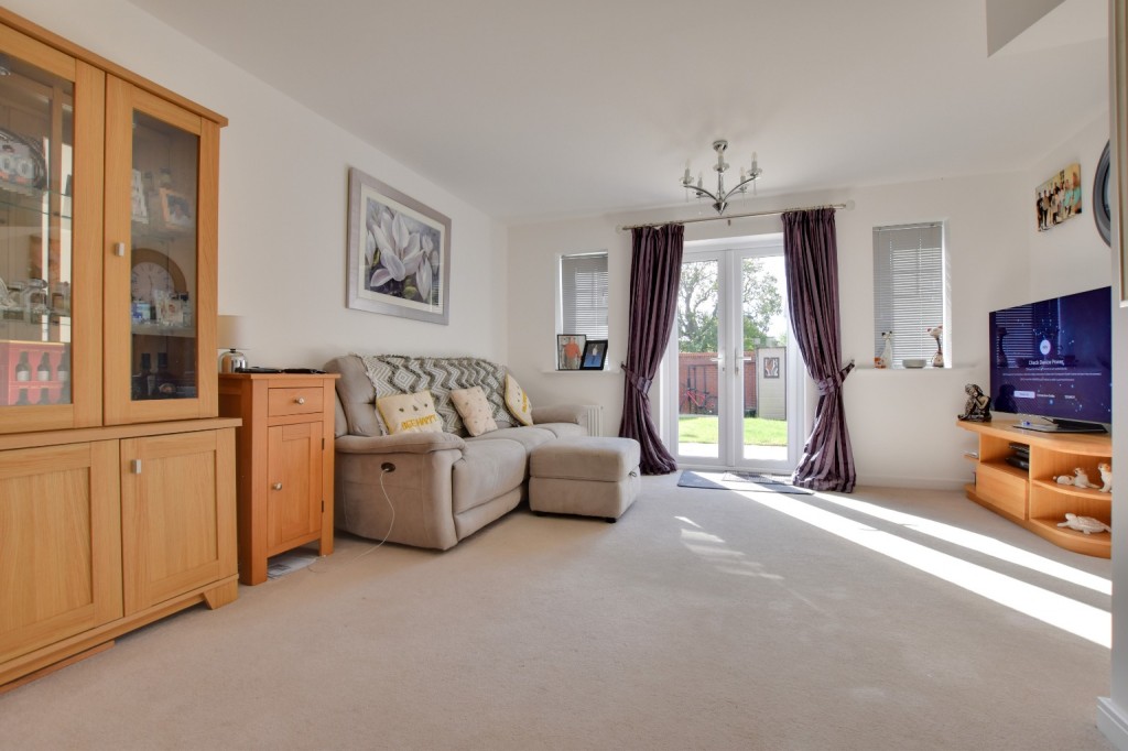 Images for Barbrook Avenue, Heybridge EAID:ISSL BID:401