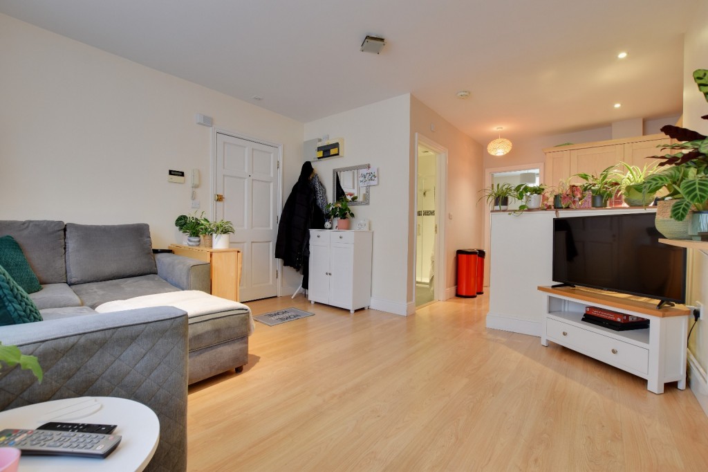 Images for Market Hill, Maldon, Essex, CM9 EAID:ISSL BID:401