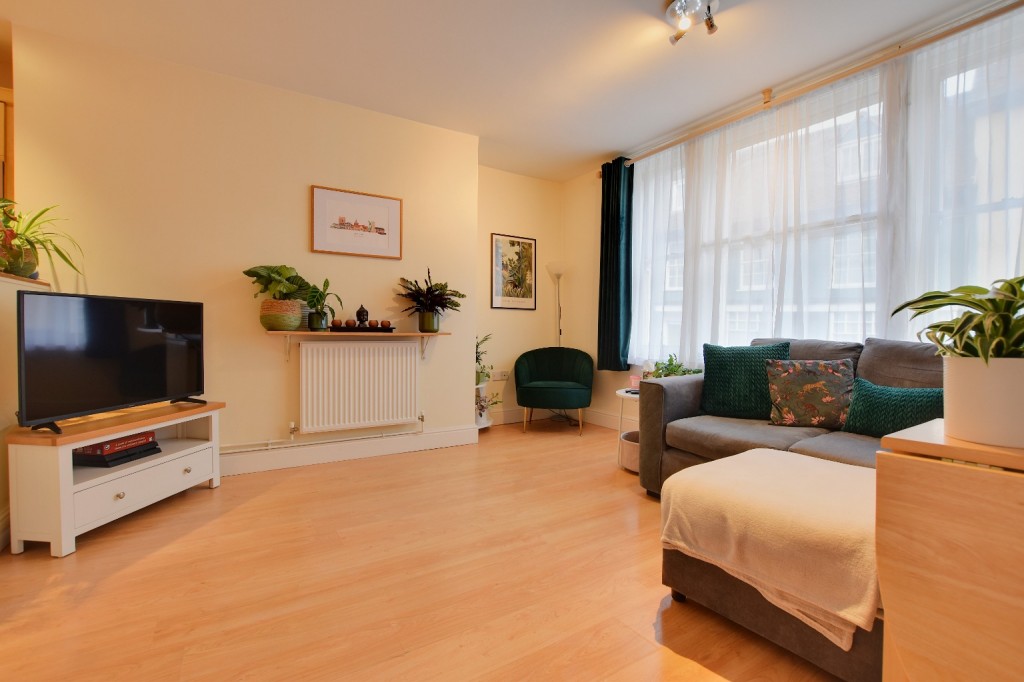 Images for Market Hill, Maldon, Essex, CM9 EAID:ISSL BID:401