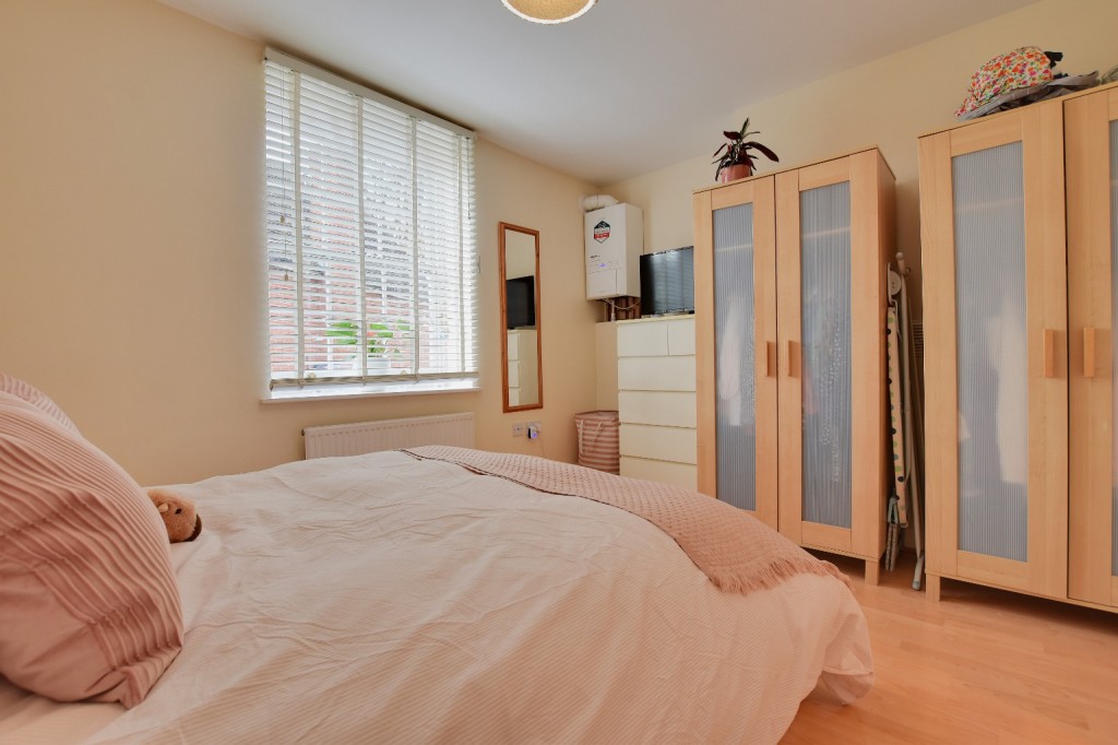 Images for Market Hill, Maldon, Essex, CM9 EAID:ISSL BID:401