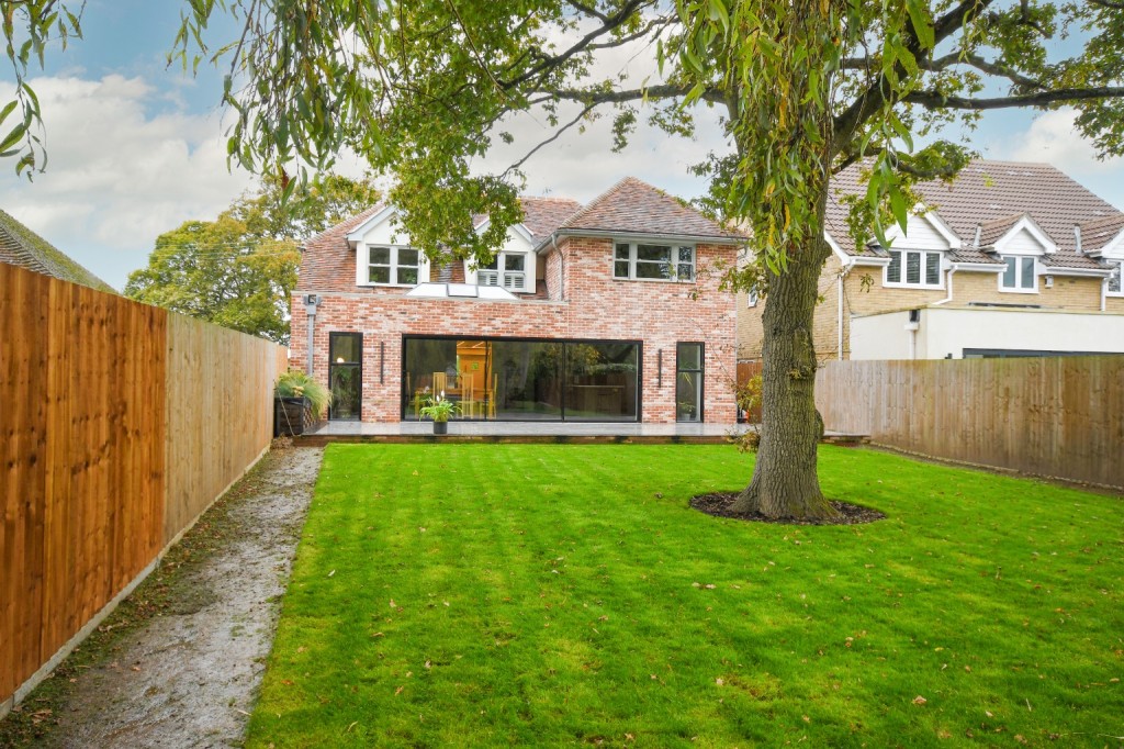 Images for School Road, Downham, Billericay, CM11 1QN EAID:ISSL BID:401
