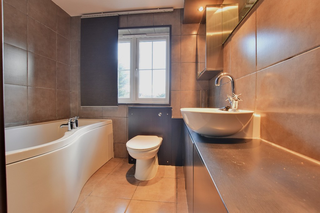 Images for Doubleday Drive, Heybridge, Maldon, Essex, CM9 EAID:ISSL BID:401