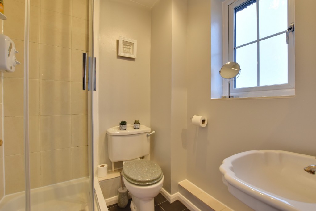 Images for Gill Close, Heybridge EAID:ISSL BID:401