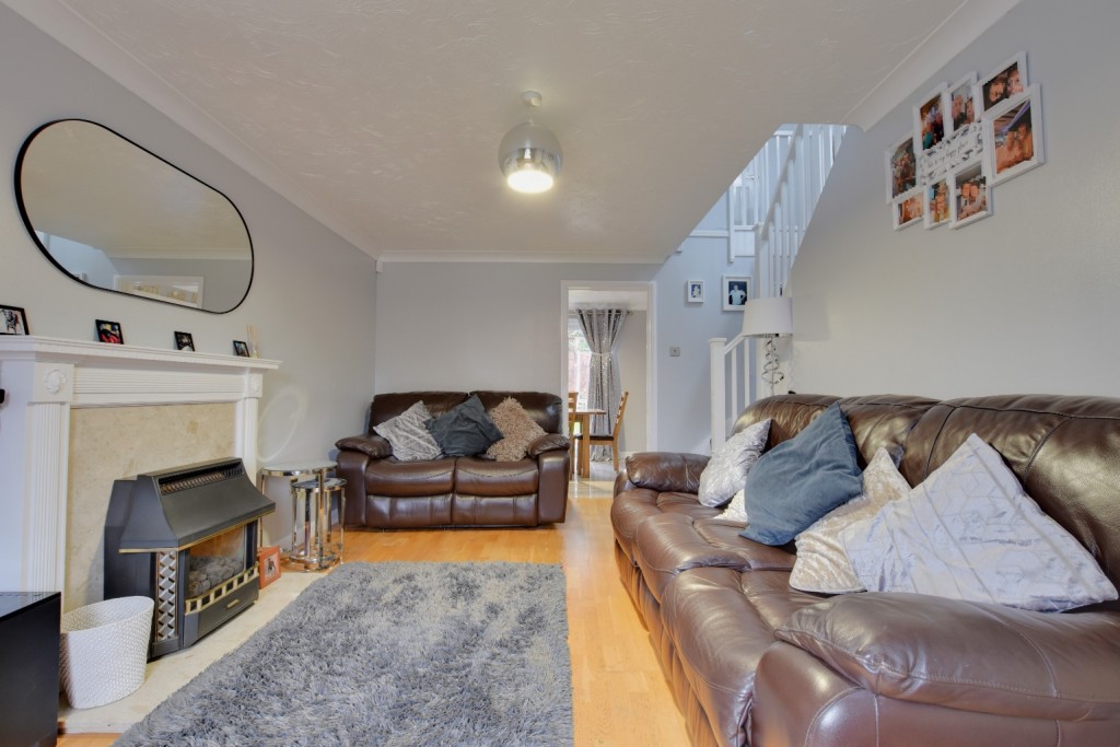 Images for Gill Close, Heybridge EAID:ISSL BID:401