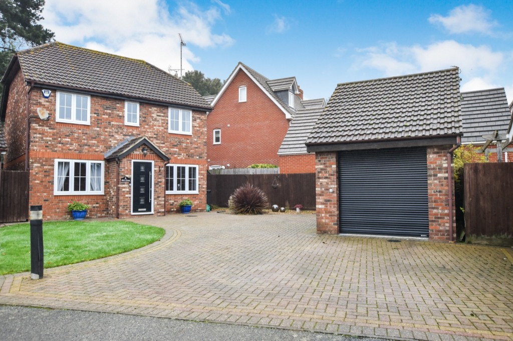 Images for Gill Close, Heybridge EAID:ISSL BID:401