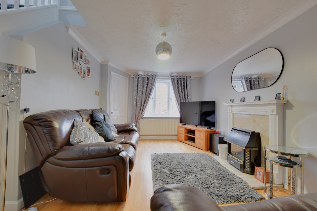 Images for Gill Close, Heybridge EAID:ISSL BID:401