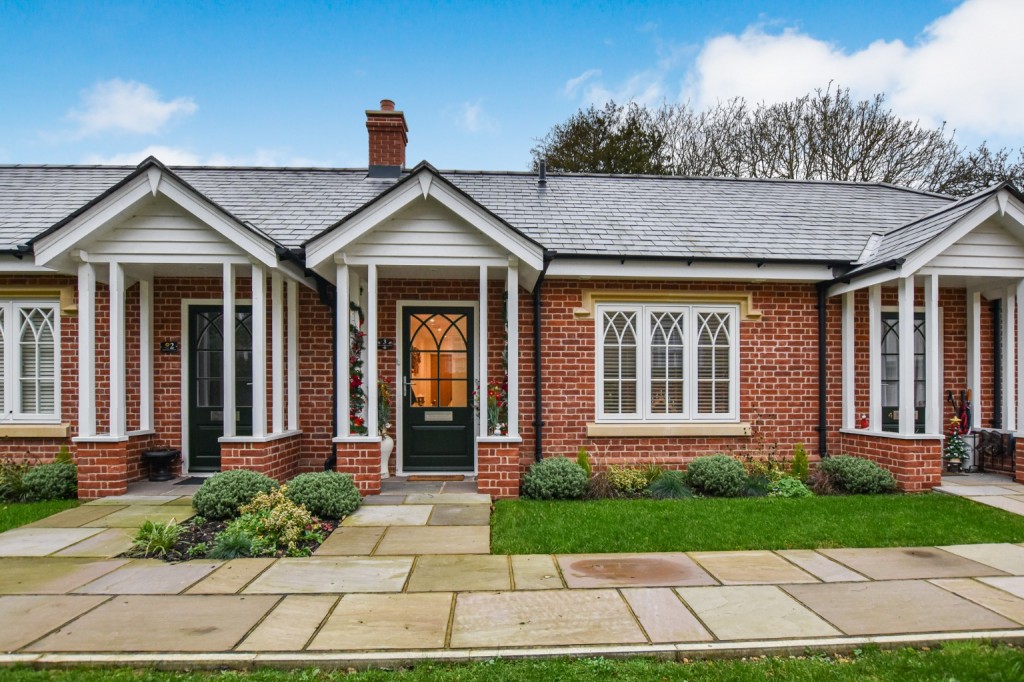 Images for Brights Path Almshouses, High Street, Maldon EAID:ISSL BID:401