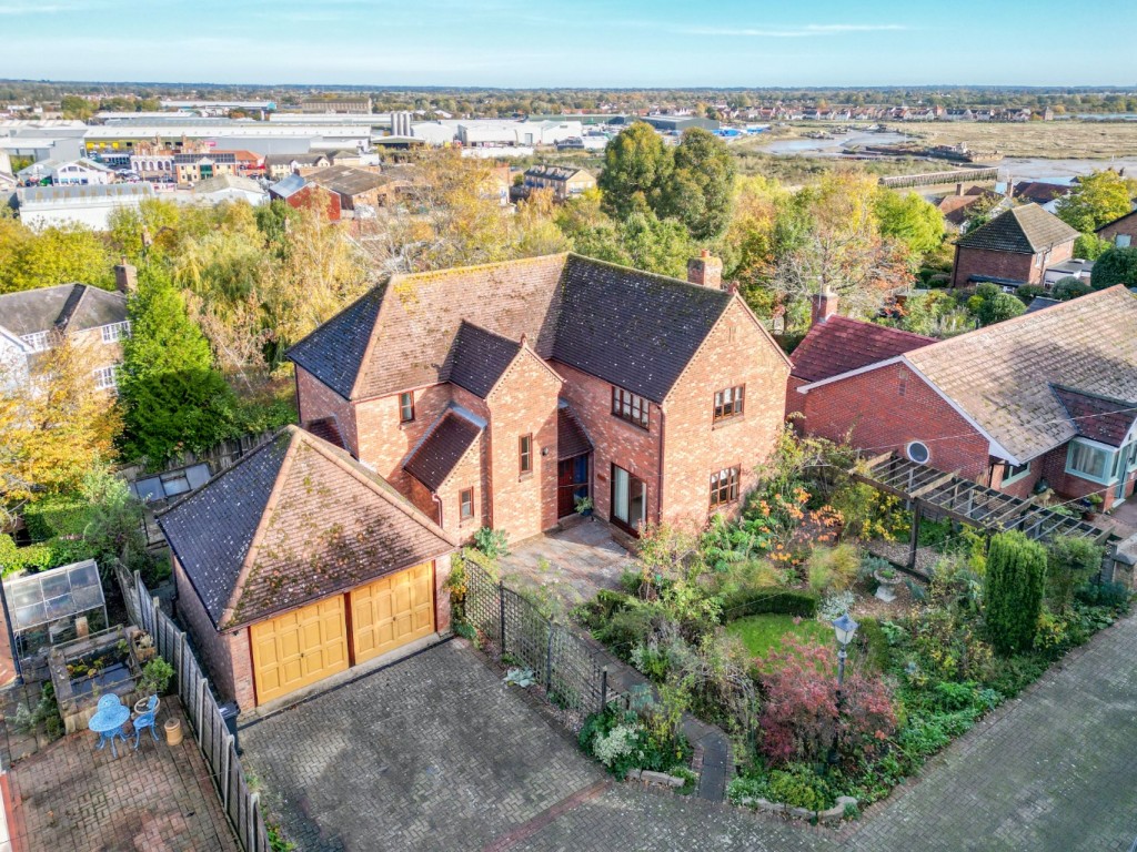 Images for The Downs, Maldon, Essex, CM9 EAID:ISSL BID:401