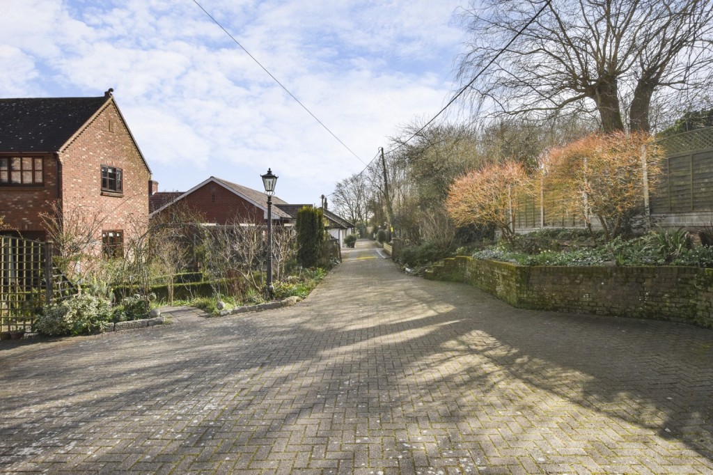 Images for The Downs, Maldon, Essex, CM9 EAID:ISSL BID:401