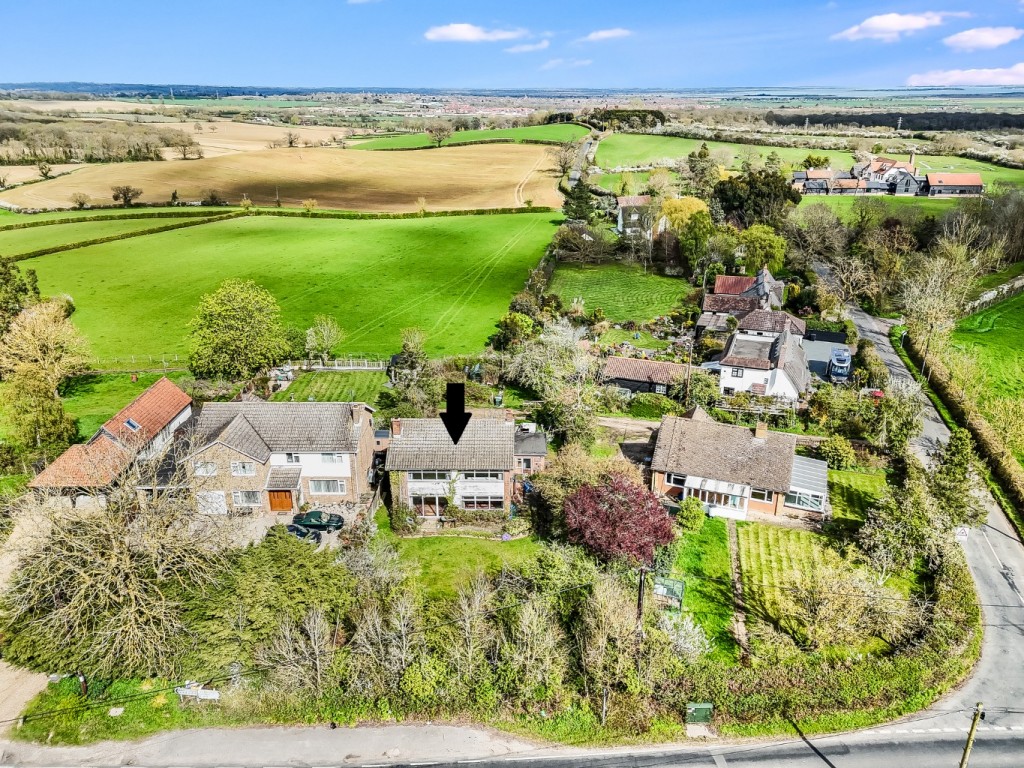 Images for Lodge Road, Hazeleigh EAID:ISSL BID:401