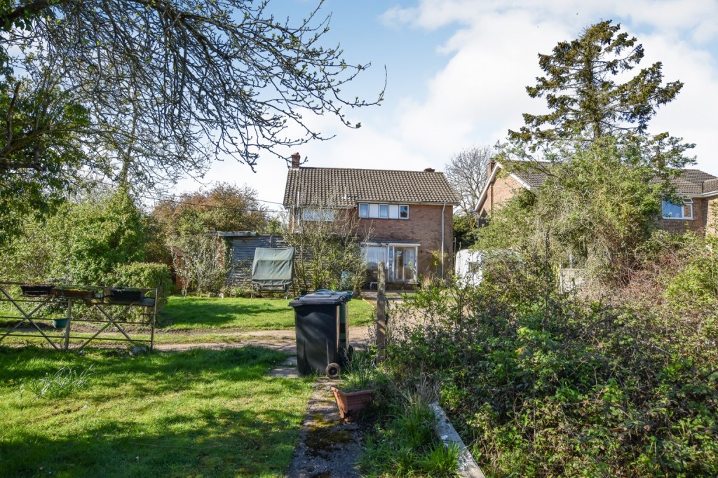 Images for Lodge Road, Hazeleigh EAID:ISSL BID:401