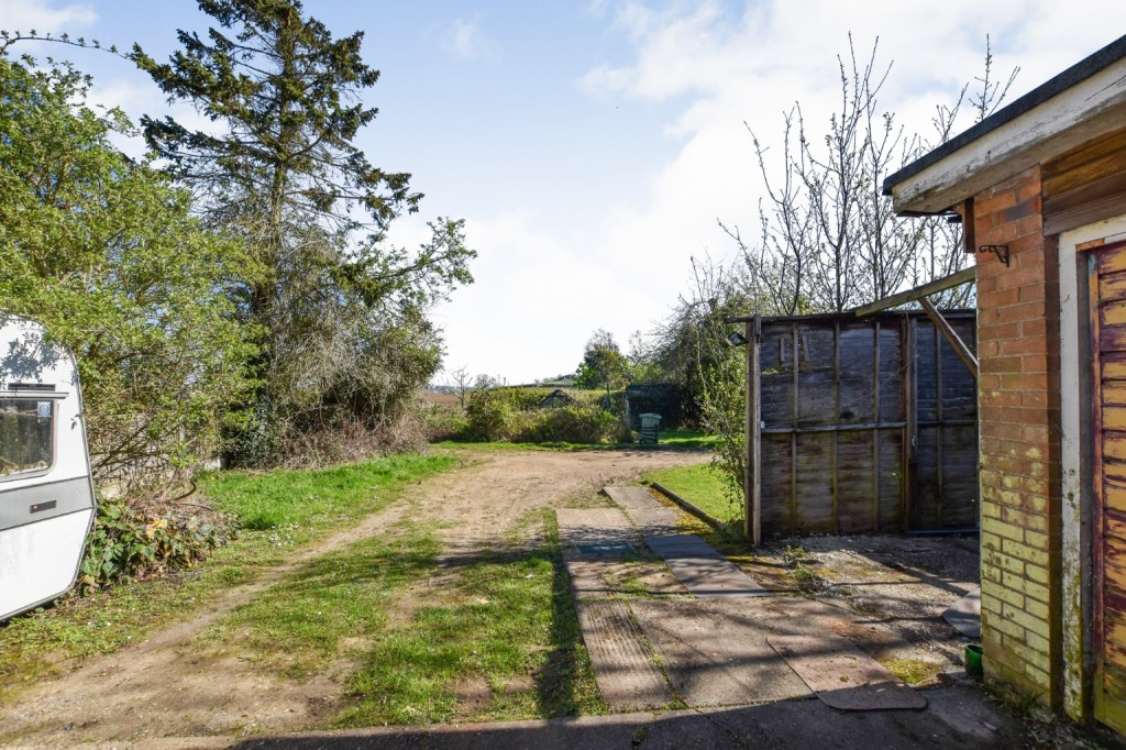 Images for Lodge Road, Hazeleigh EAID:ISSL BID:401