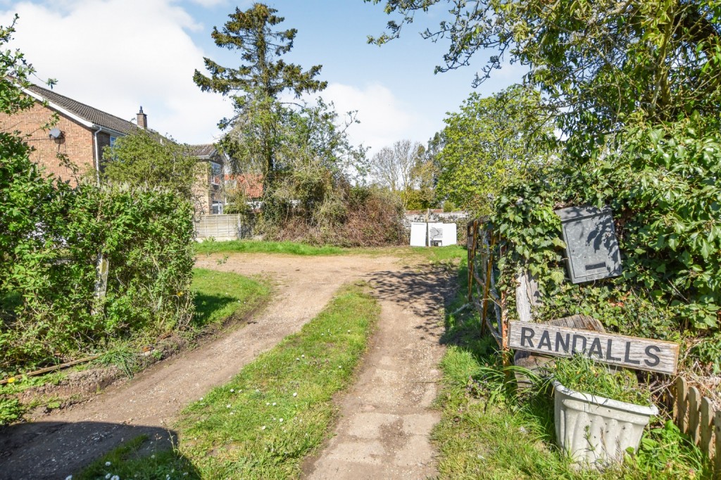 Images for Lodge Road, Hazeleigh EAID:ISSL BID:401