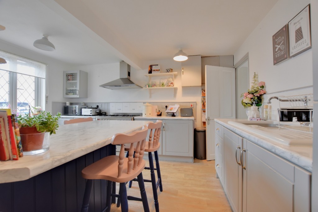 Images for Mundon Road, Maldon, Essex, CM9 EAID:ISSL BID:401