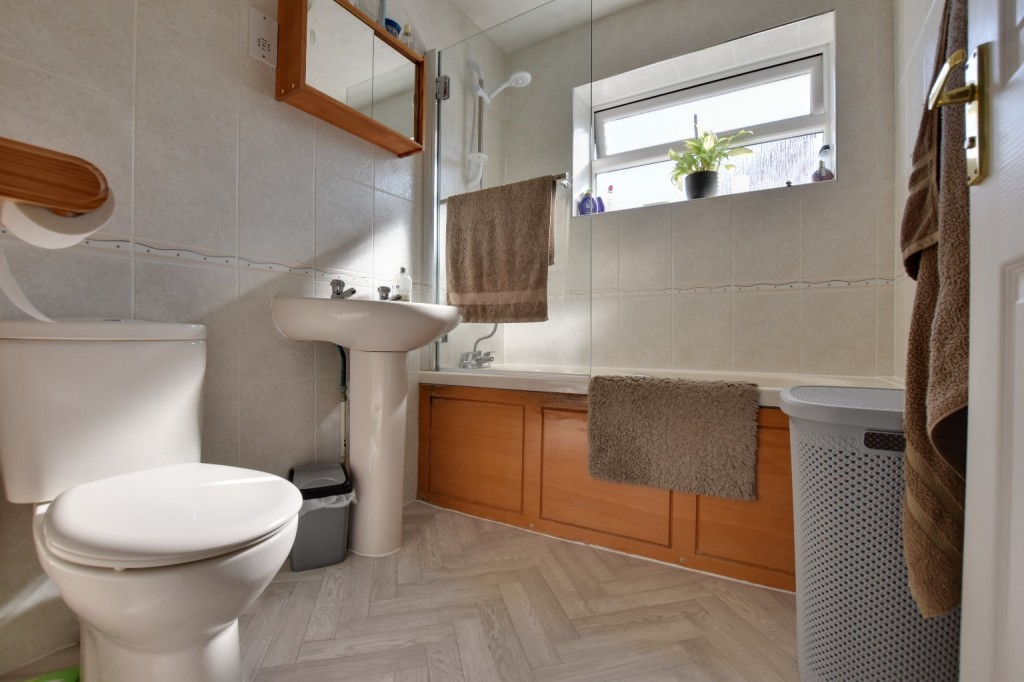 Images for Blythe Way, Maldon, Essex, CM9 EAID:ISSL BID:401