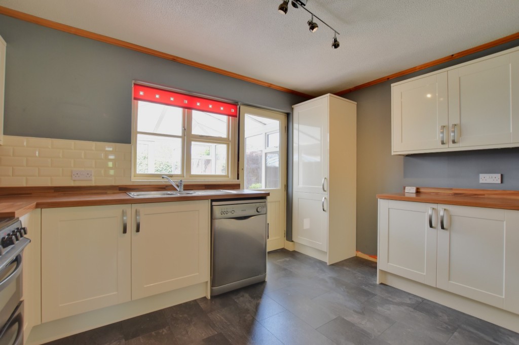 Images for Lawling Avenue, Heybridge EAID:ISSL BID:401
