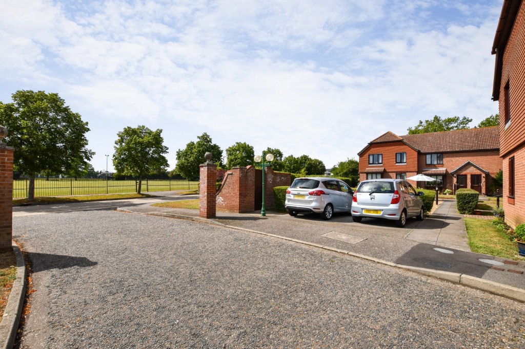 Images for Princes Road, Maldon, Essex, CM9 EAID:ISSL BID:401