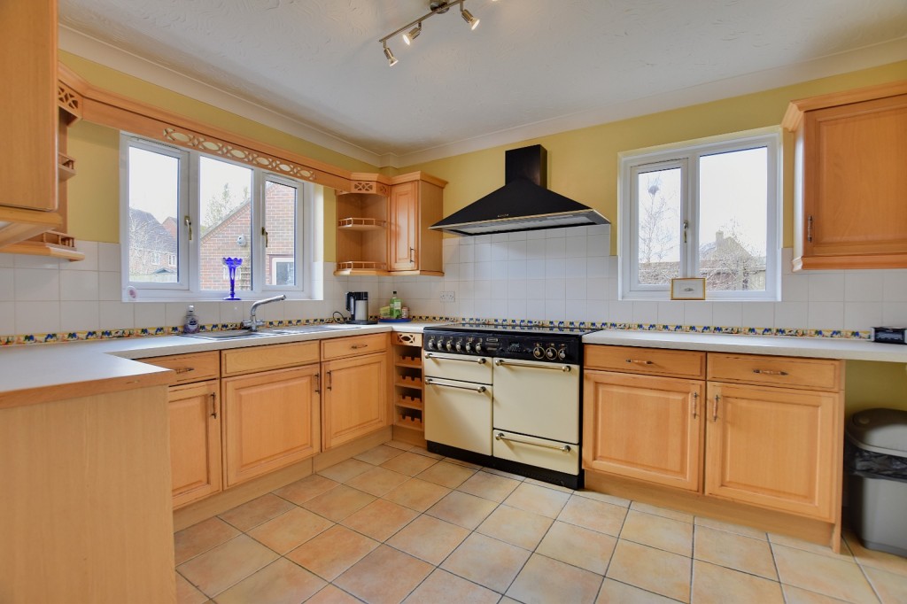 Images for Mayflower Drive, Maldon EAID:ISSL BID:401