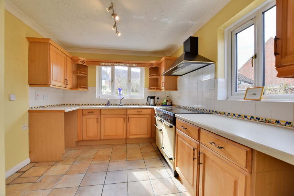 Images for Mayflower Drive, Maldon EAID:ISSL BID:401
