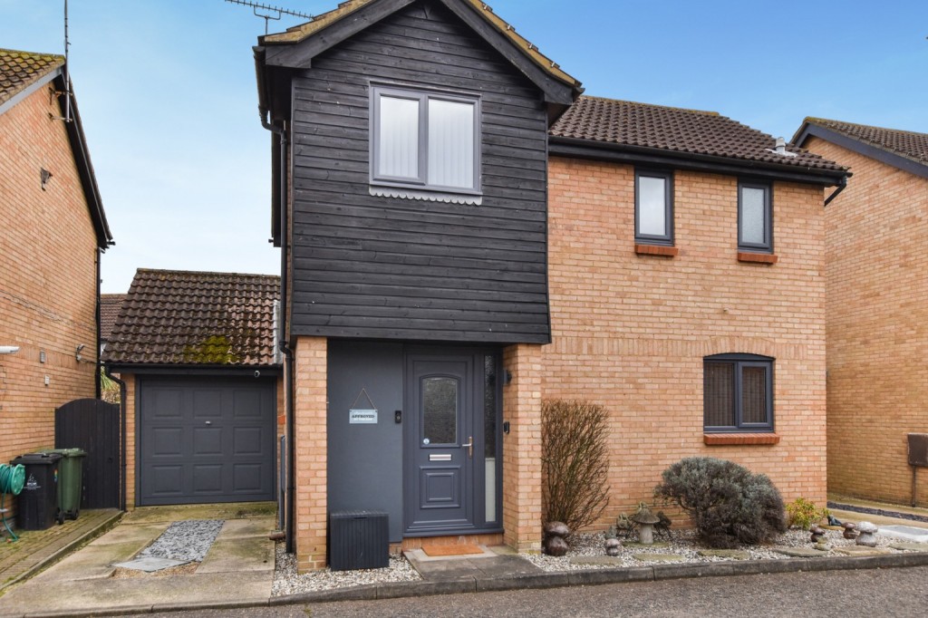 Images for Steeple Close, Heybridge EAID:ISSL BID:401