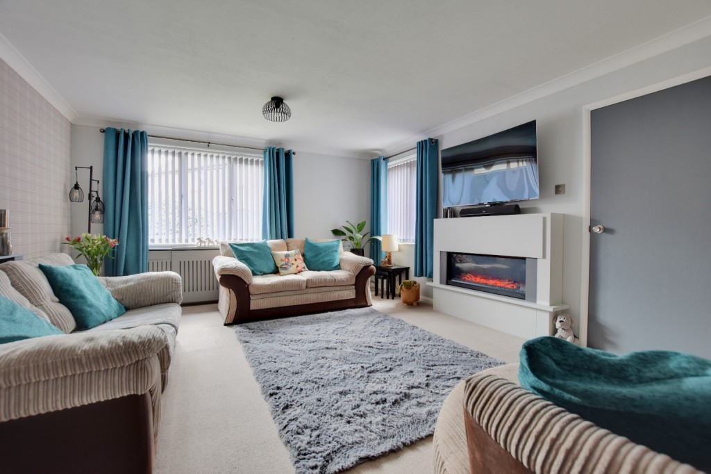 Images for Steeple Close, Heybridge EAID:ISSL BID:401
