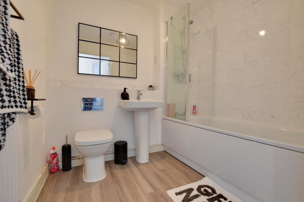Images for Sunderland Avenue, Maldon, Essex, CM9 EAID:ISSL BID:401
