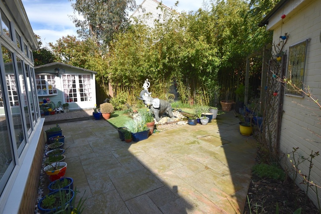 Images for Stebbens Way, The Lakes, Heybridge, Maldon EAID:ISSL BID:401