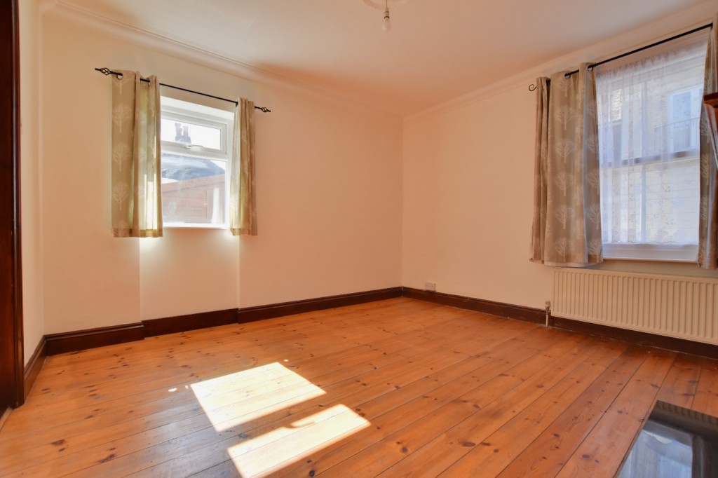 Images for Fambridge Road, Maldon, Essex, CM9 EAID:ISSL BID:401