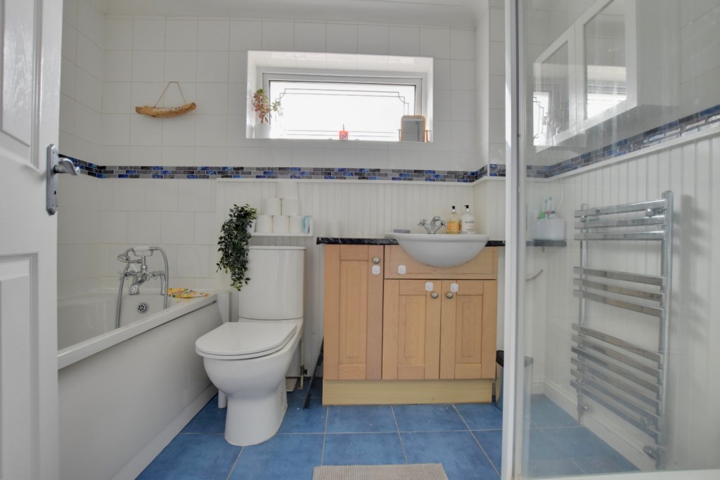 Images for Mayland Close, Heybridge EAID:ISSL BID:401