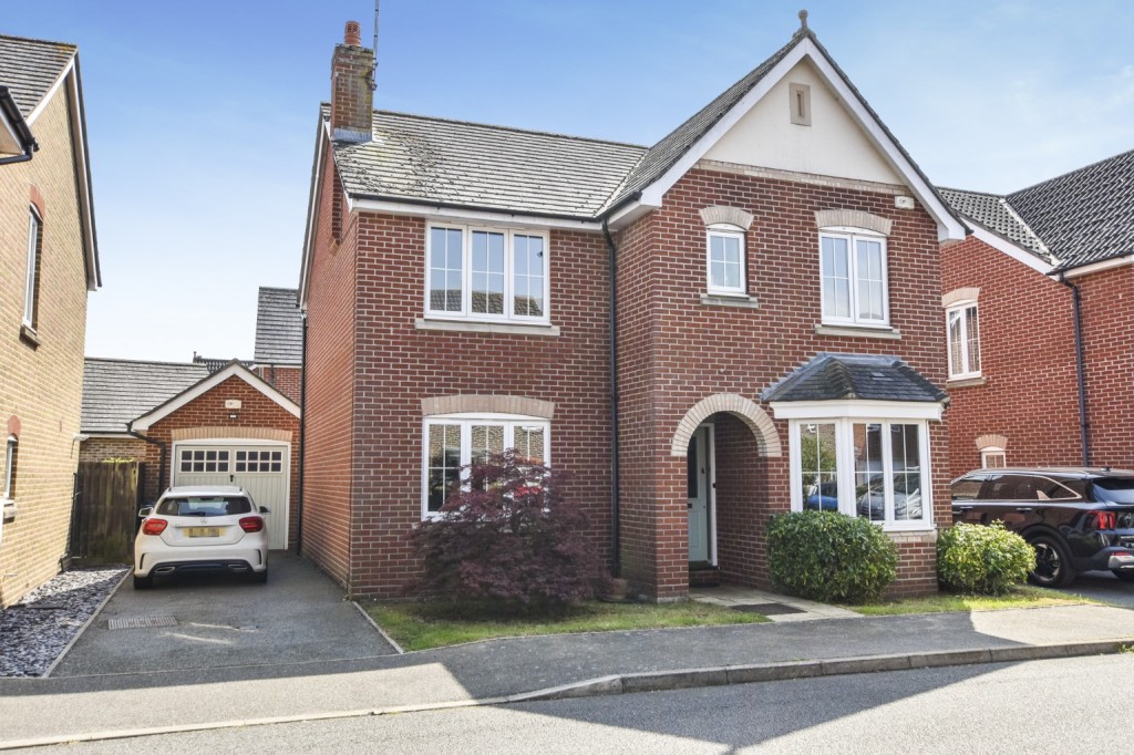 Images for Abbotsmead, Heybridge EAID:ISSL BID:401