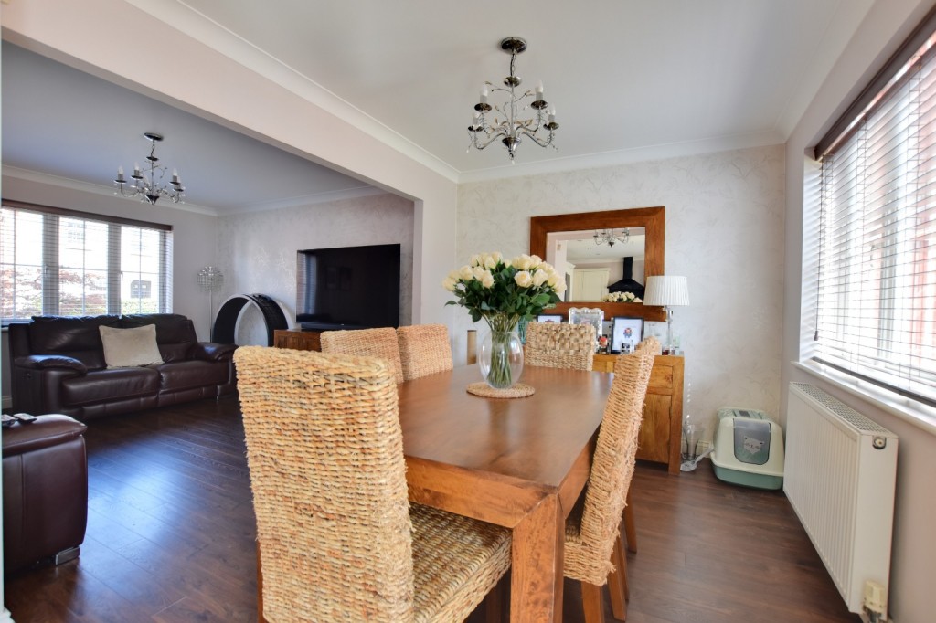 Images for Abbotsmead, Heybridge EAID:ISSL BID:401