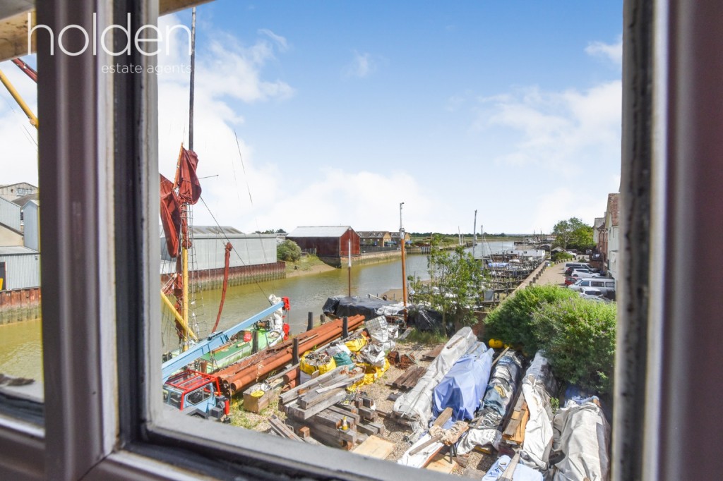 Images for Chandlers Quay, Maldon EAID:ISSL BID:401