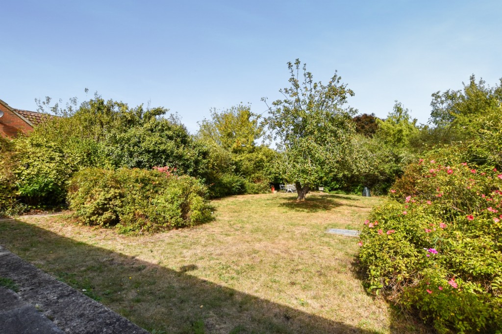 Images for Mill Road, Great Totham EAID:ISSL BID:401