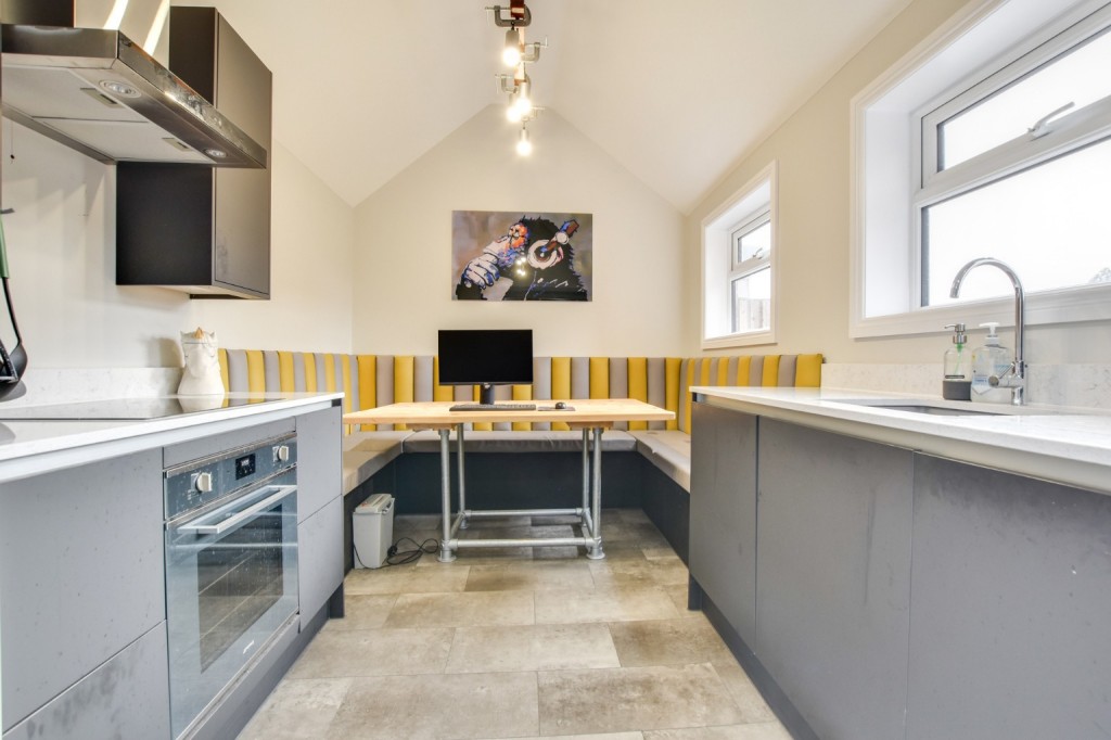 Images for St Giles Crescent, Maldon EAID:ISSL BID:401