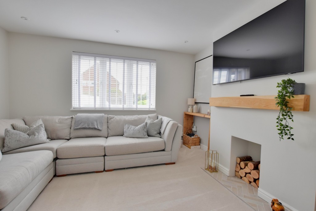 Images for Meadway, Maldon EAID:ISSL BID:401