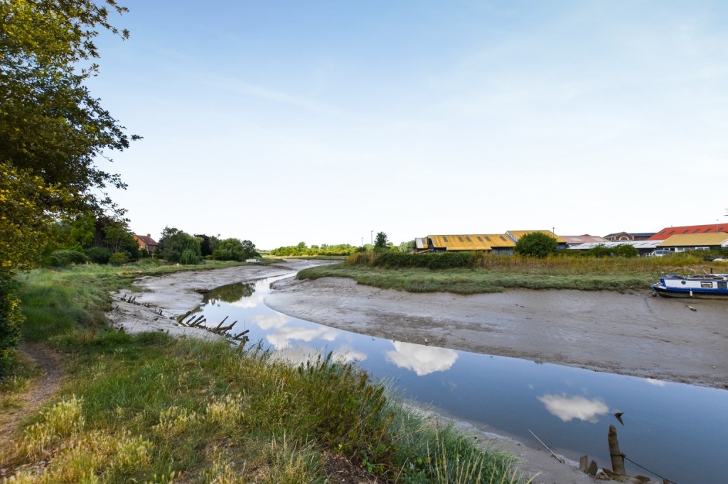 Images for Market Hill, Maldon EAID:ISSL BID:401