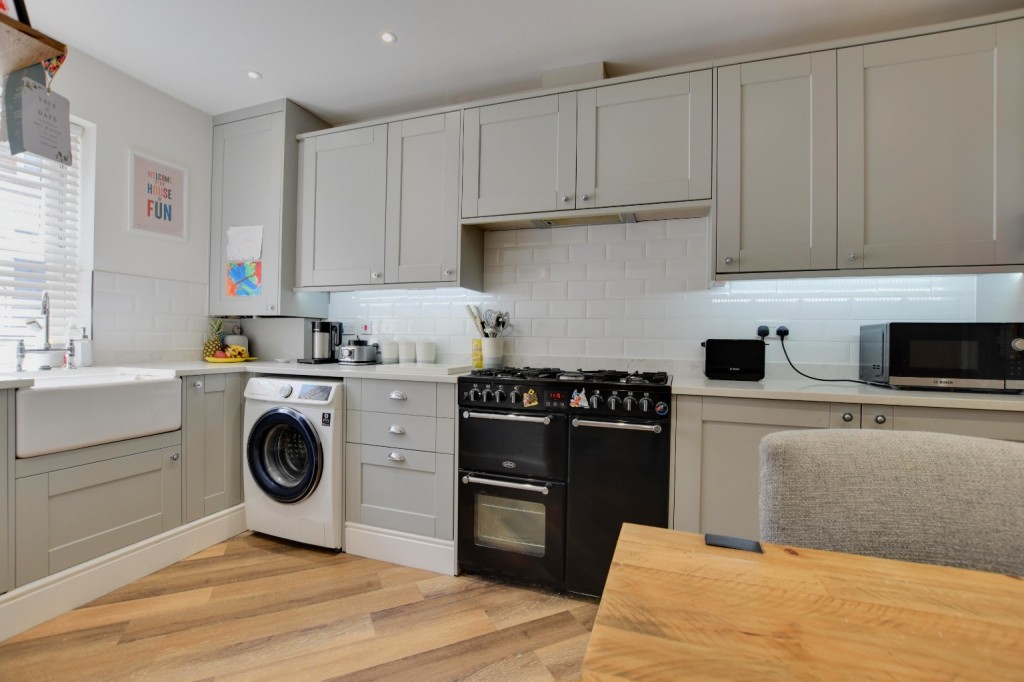 Images for Market Hill, Maldon EAID:ISSL BID:401