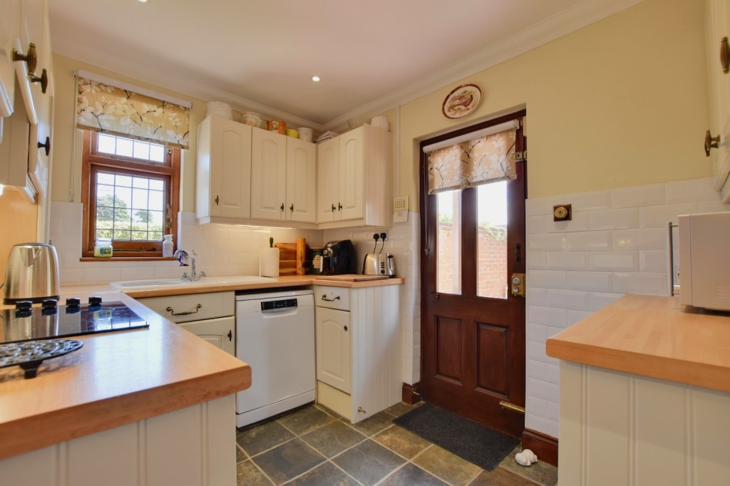Images for Colchester Road, Great Totham EAID:ISSL BID:401