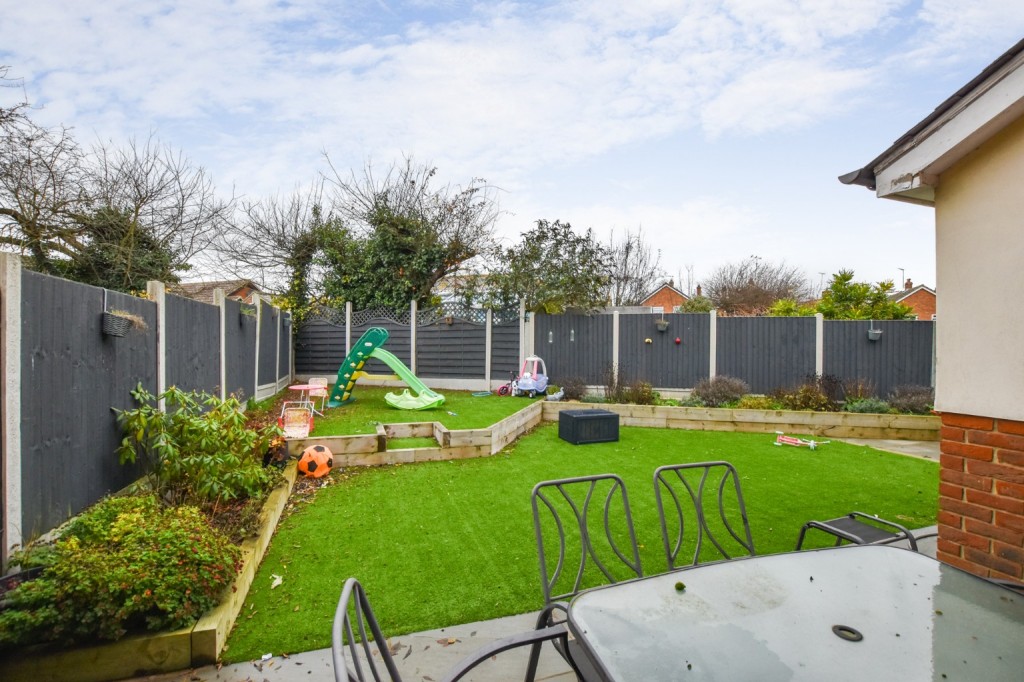 Images for Captains Wood Road, Great Totham EAID:ISSL BID:401